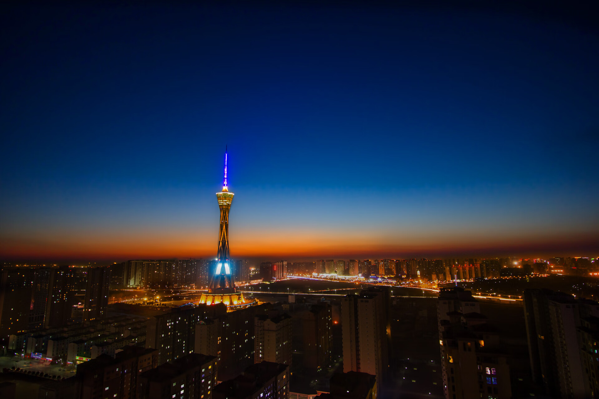 传奇“黄金一代”再续辉煌：欧冠征战至今的故事，欧冠经典之战