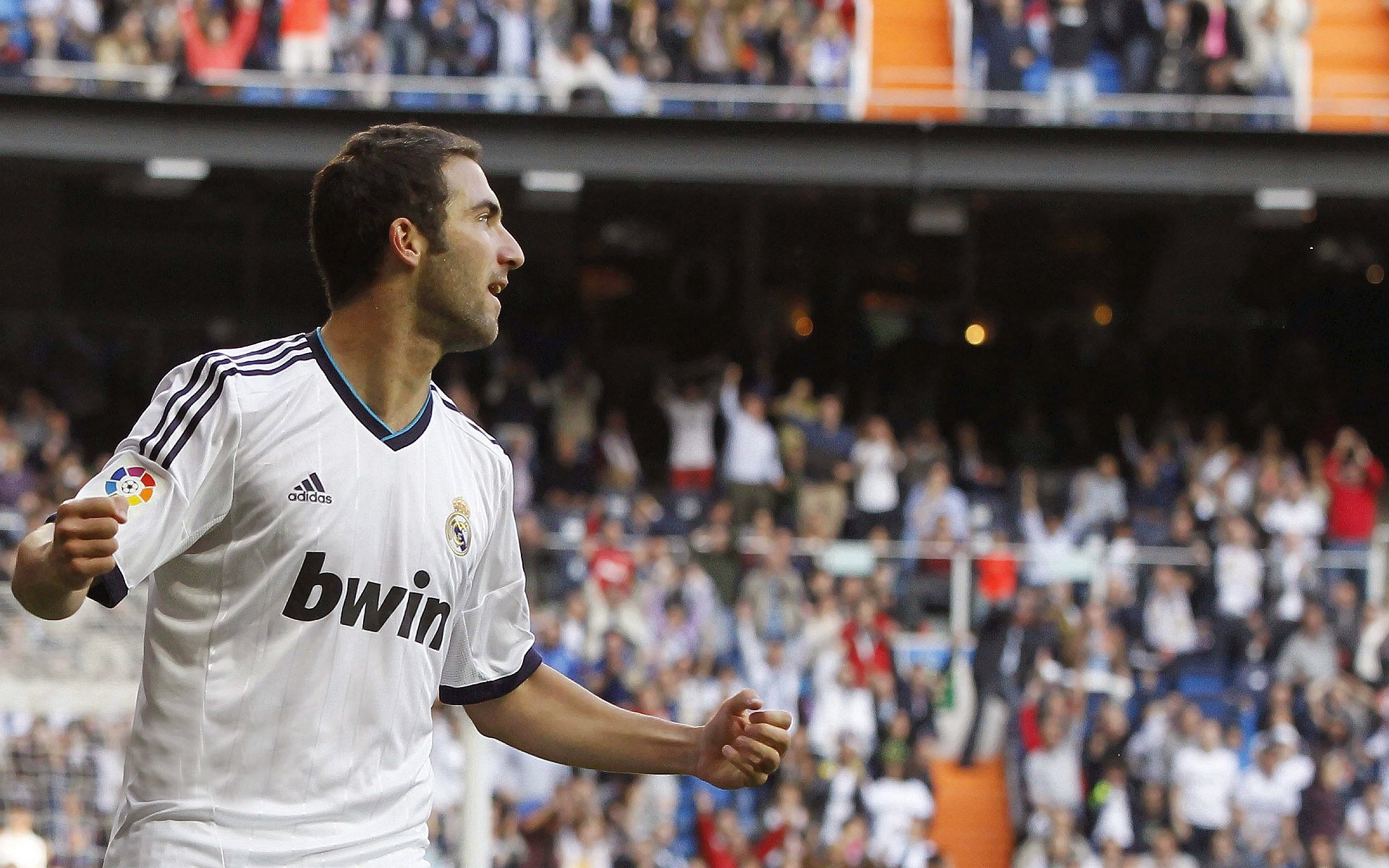 青年天才崭露头角,点燃联赛激情,天才年轻球员